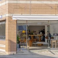 ¾Èµ¿ ¿ë»ó½ÃÀå °ñ¸ñ ¾ÈÀ¸·Î ½º¸çµç ÇÏ·çÀÇ ¿©À¯¸¦ ´ãÀº Ä«Æä »êÃ¥